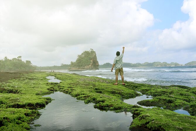 1 Day - Malang Beaches and Island Hopping // 06:30 - 17:30 - Key highlights that make this trip worth your time