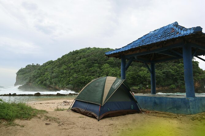1 Day - Malang Beaches and Island Hopping // 06:30 - 17:30 - Stop 2: Sendang Biru island hopping plus fish market time