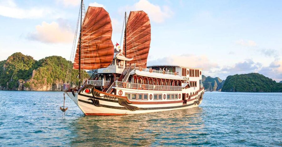 2-Day Royal Palace Ha Long Bay & Ti Top Island Cruise - Royal Palace vibe on Ha Long Bay: what you’re really buying