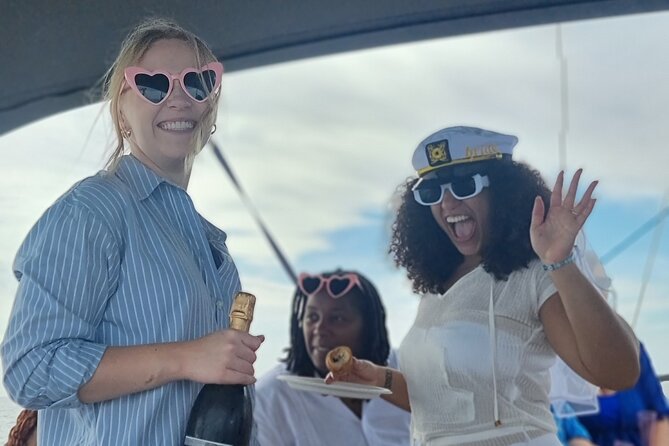 3 Island Cruise from Athens Unlimited Food Wine and Scenic Views - Stop 5: Back in the Saronic Gulf (4:00pm to 6:30pm) for Photos and Wind-Down