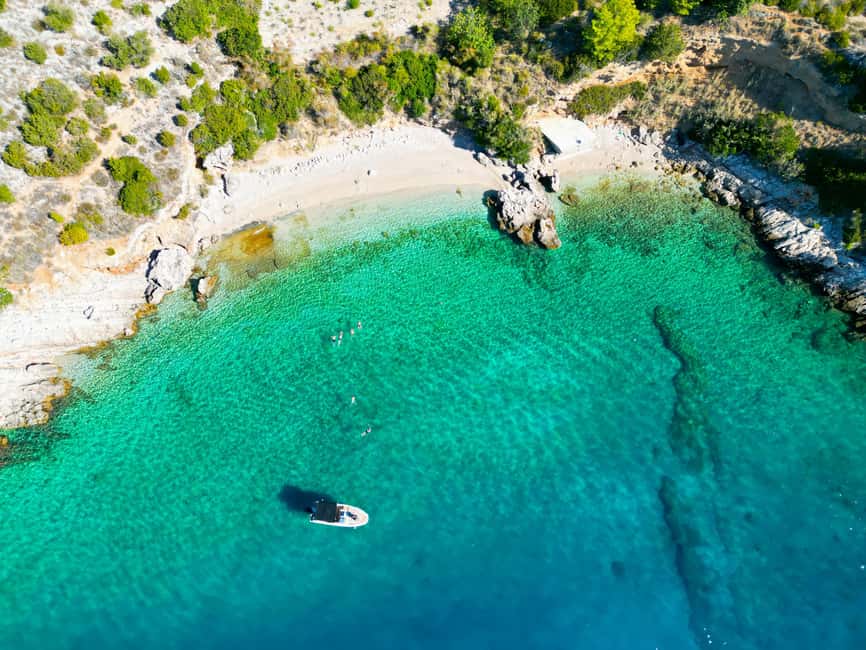 3 Islands Speedboat Tour: Golden Horn, Blue Lagoon & Jelsa - Brač’s Zlatni Rat (Golden Horn): the famous beach and the Bol walk