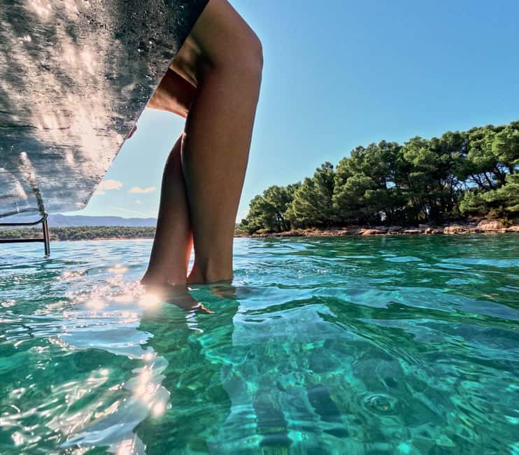 3 Islands Speedboat Tour: Golden Horn, Blue Lagoon & Jelsa - Zirje Beach swim stop: a quick reset in calmer water