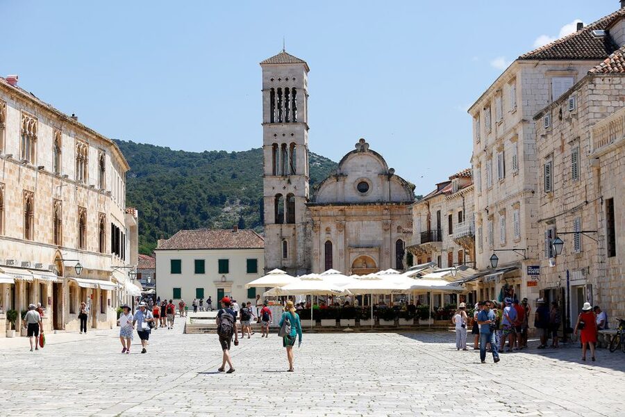 All-inclusive Blue Lagoon & 3 Islands Day Tour with Lunch - First swim at Čiovo: calm water, beach bar photos, and real free time
