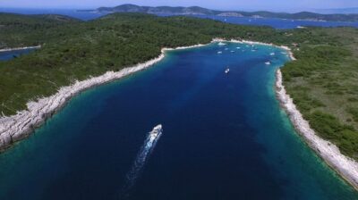 All-inclusive Blue Lagoon & 3 Islands Day Tour with Lunch - Coffee and doughnuts onboard: why the start feels different