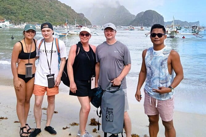 All-Inclusive El Nido Beach Hopping Private Tour - Stop 3: Las Cabañas Beach for the classic sunset wind-down