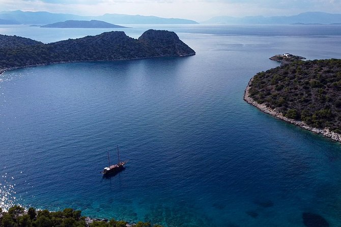 Athens Day Cruise: 3 Islands Tour in the Saronic Gulf with Lunch - Sailing time and the ship reality: what to pack and what to expect