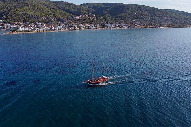 Athens Day Cruise: 3 Islands Tour in the Saronic Gulf with Lunch - The morning start: pickup, boarding snacks, and how the schedule feels