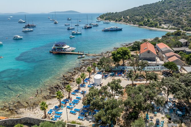 Blue Lagoon & 3 Islands Cruise with Lunch from Split - The Blue Lagoon (Krknjasi Bay): best color, but aim for the right expectations