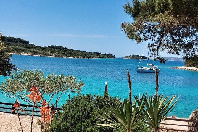 Blue Lagoon and 3 Islands Speedboat Tour from Trogir - Stop 3: Čiovo Island’s Duga Cove for shade and warm-water swimming