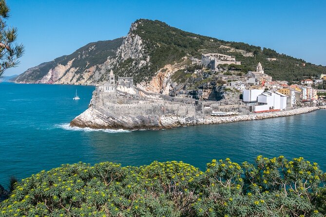 Boat Tour in the Gulf of poets, Portovenere and 3 islands - A moving tour of the Gulf of Poets, not a slog