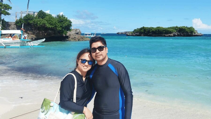 Boracay: Island Boat Tour with Crystal Cove Entry - The BBQ lunch break at the beach: where the value shows up