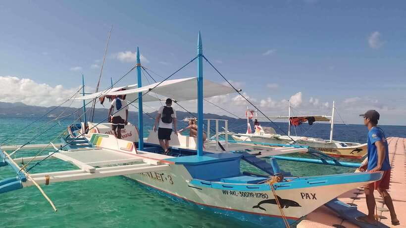 Boracay Island Hopping Experience - Crocodile Island and the Other Islets: Expect Stops, Not a Perfect Script