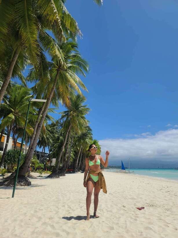 Boracay Island Hopping Experience - Food on the Boat and Refreshments: The Lunch That Keeps the Day Moving