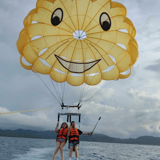 Boracay: Island Hopping with Lunch, Crystal Cove, Snorkeling - Lunch on a Calm Beach: Local Flavors Without the Rush