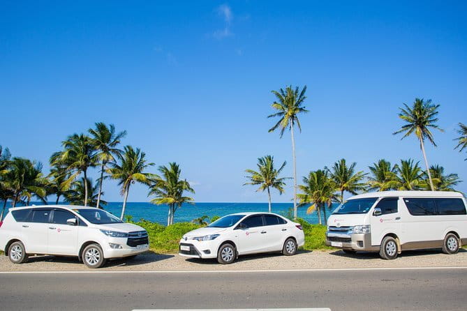Boracay Private Island Hopping Premium with Lunch - Tambisaan Beach lunch: where the day becomes a real break