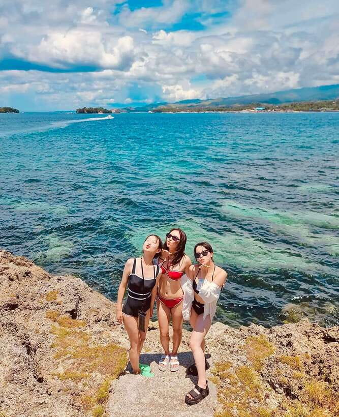 Boracay: Private Island Hopping & Snorkeling Tour - Magic Island: views and the optional entry fee