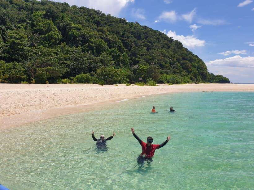 Boracay: Private Island Hopping & Snorkeling Tour - Where to meet at Astoria Boracay, and what’s actually included