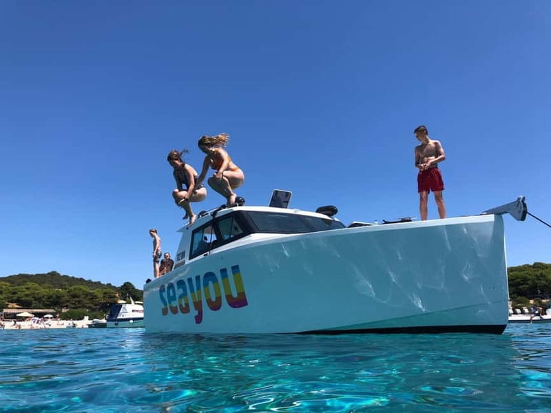 Brač: Blue Cave Island Hopping Luxury Tour - Komiža on Vis: Mediterranean town time with cliffs and tradition