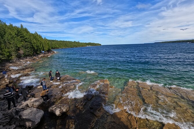Bus to Grotto - Tobermory Flowerpot Island Cruise Bruce Peninsula - The drive to Bruce Peninsula: comfort, pacing, and reality checks