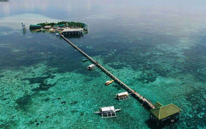 Cebu: Mactan Island Hopping Boat Tour with Lunch - Mactan pickup and the private-boat day plan