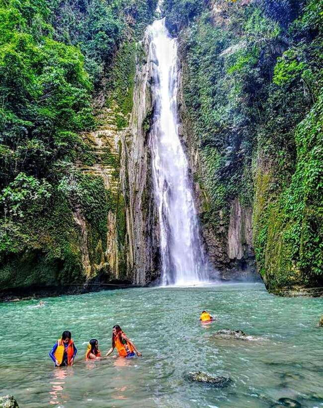 Cebu: Moalboal Island Hopping and Mantayupan Falls Day Trip - Turtle Point snorkeling: what this day does best