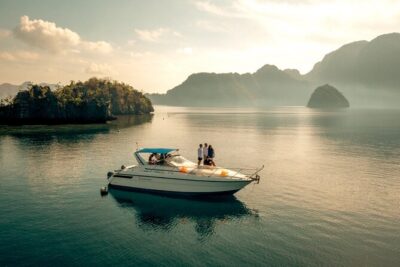 Coron Island Hopping Tour: via Private Yacht - What’s included on board: lunch and snorkeling gear