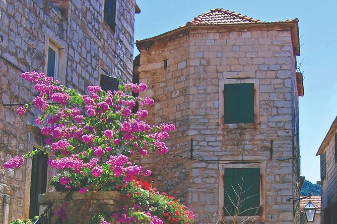 Croatia Island Hopping: Dalmatia from Split (8 days) - Korčula Town: Venetian Lions and Medieval Street Corners