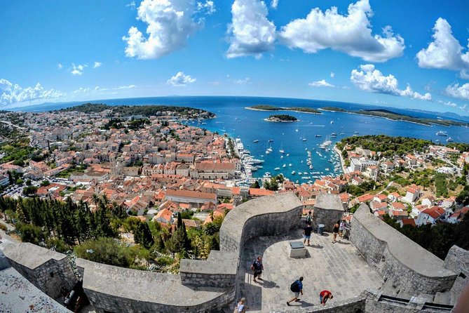 Croatia Island Hopping: Dalmatian Odyssey from Dubrovnik (8 days) - Dubrovnik Old Town on Day 2: walk the walls, then call it a day