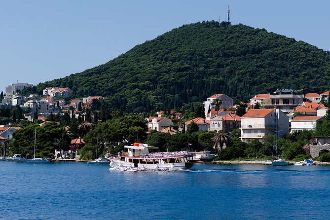 Dubrovnik: 3 Islands Boat Tour with Lunch & drinks(FR, ES, EN) - Kolocep Island (about 1 hour): swimming bays, villages, and a dancing deck
