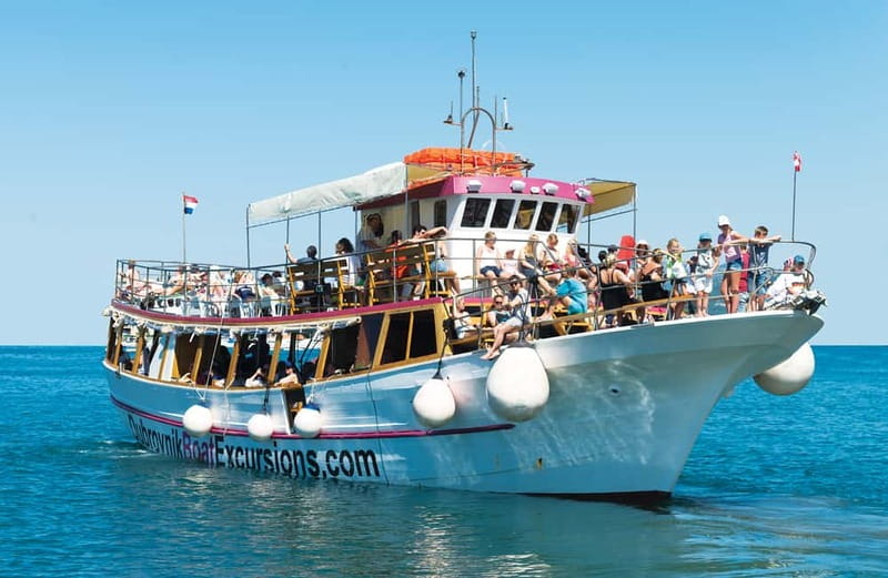 Dubrovnik: 3 Islands Fun Boat Trip with Drinks (FR, ES, EN) - Boarding at Green Market and the TRITON vibe