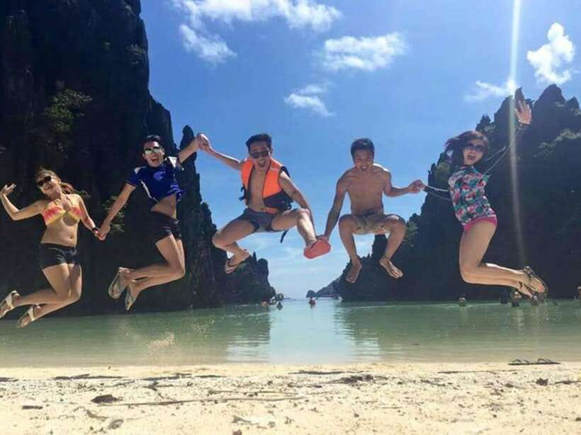 El Nido: Island Hopping Tour A Lagoons and Beaches - Secret Lagoon: A Cool Start Inside the Rock Walls
