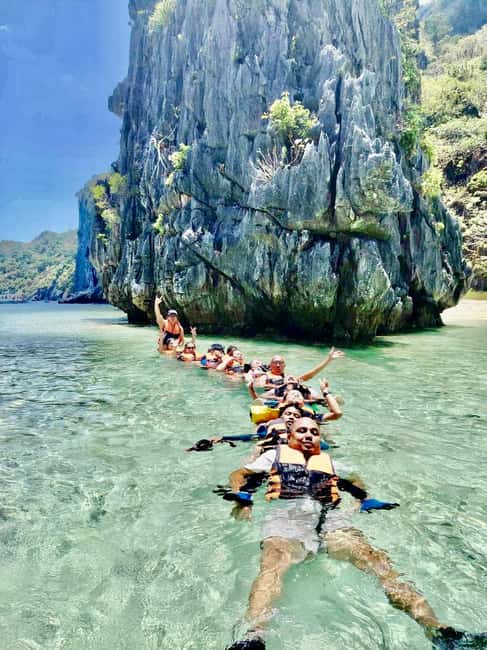 El Nido: Island Hopping Tour A with Kayaking on Big Lagoon - Marber’s meet-up and the day’s rhythm (Marber’s to dockyard, back again)