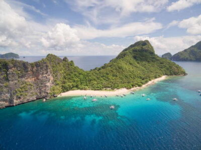 El Nido Island Hopping Tour C: Hidden Beaches & Shrine - Meeting point at Marber’s Beach Club and getting organized fast