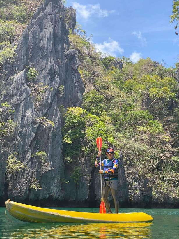El Nido: Island Hopping Tour C with Lunch EDTF included - El Nido Tour C: kayaking, snorkeling, and limestone scenes in one long day