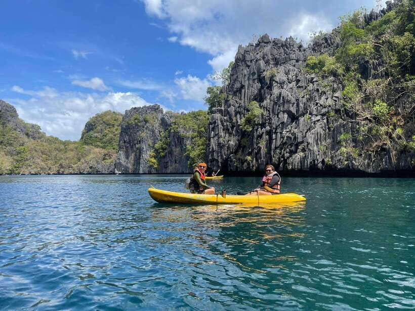 El Nido: Island Hopping Tour C with Lunch EDTF included - Helicopter Island: the longest water window for snorkeling and kayaking