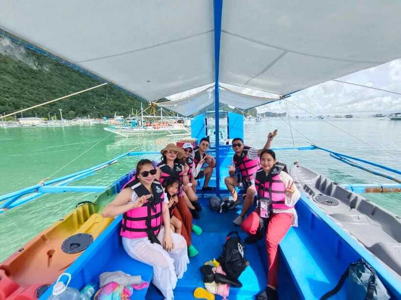 El Nido: Private/Exclusive Island Hopping Tour B BEST PRICE! - Snake Island sandbar: the 3-kilometer walk-on-water feeling