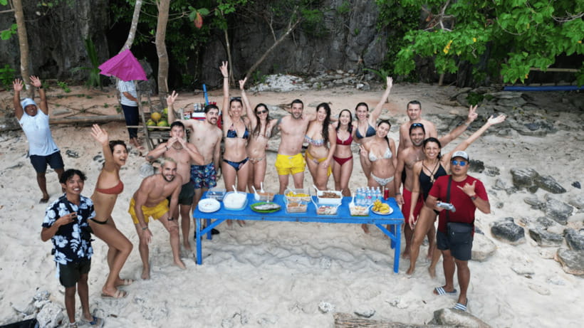 El Nido: Secret Lagoon Island Hopping with Lunch - Big Lagoon: kayaking, dips, and the entry-fee reality