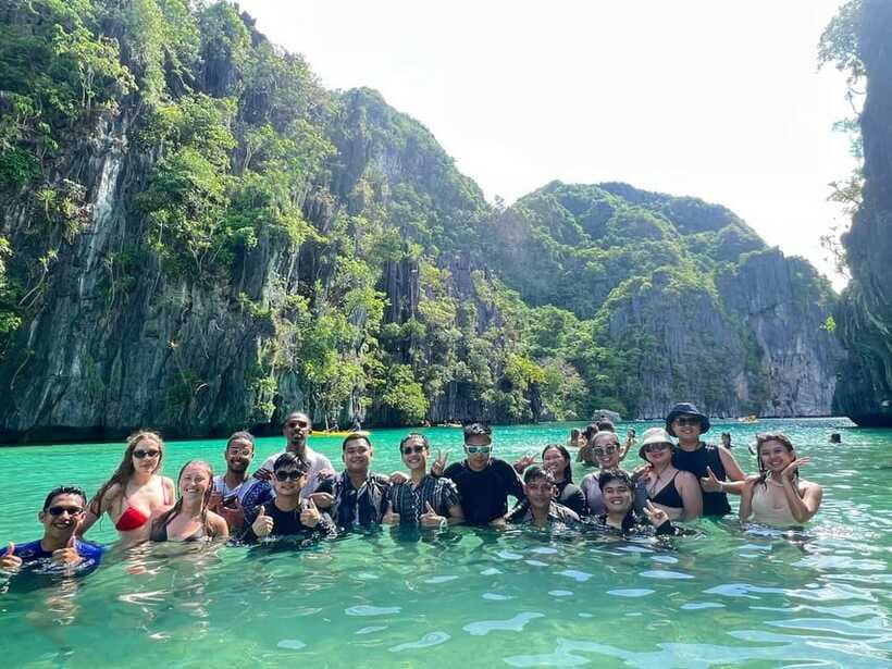 El Nido: Shared Island Hopping Tour C with Buffet Lunch - Helicopter Island: The Snorkel-First Warm-Up Stop