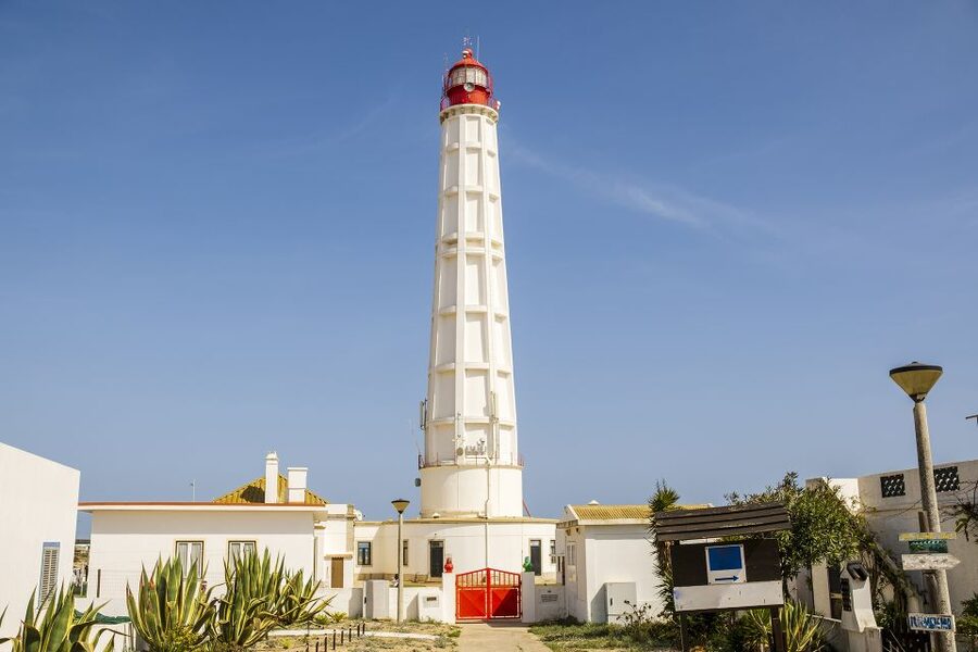 From Faro: Ria Formosa Hop-On Hop-Off 3 Islands Cruise - Who should book this, and who might skip it
