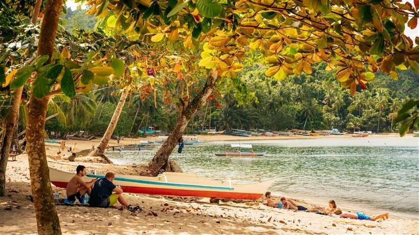 From Puerto Princesa: Port Barton & Island Hopping Day Trip - BBQ Lunch on the Beach: More Than Just Fuel