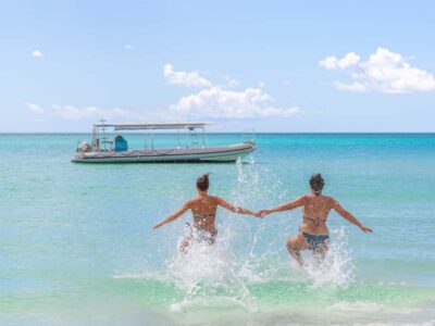 Hervey Bay: Exclusive Island Hopper Adventure Cruise - RIB speed on WIPEOUT: what the 500 HP ride feels like