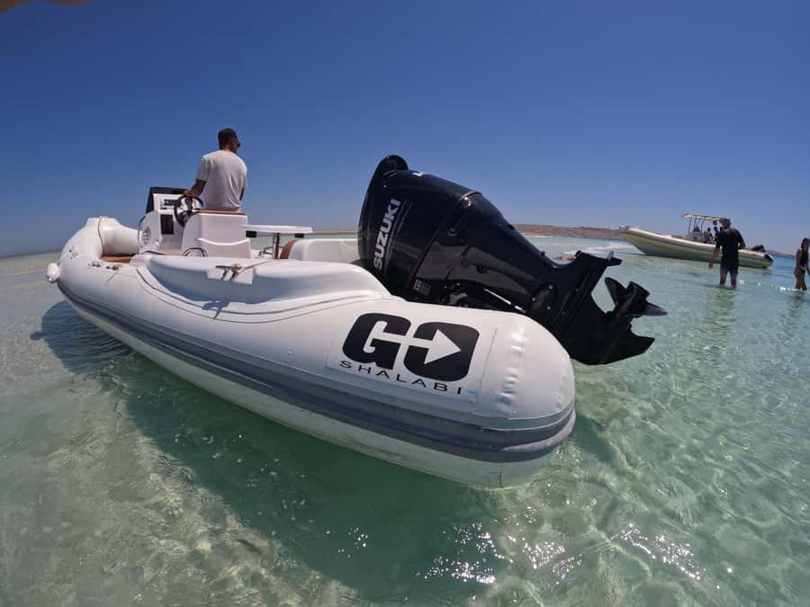 Hurghada: 4 Island Hopping Tour Dolphin, Snorkeling & Lunch - Three snorkeling stops: where the day turns into underwater time