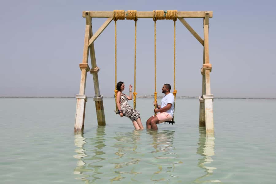 Hurghada: Orange & Giftun Island Cruise with Massage & Lunch - The yacht experience: comfort, drinks, and the crew vibe
