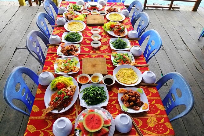 Island Hopping Plus Sea Walking Nha Trang - Sea walking with a professional diver: the safety-first part