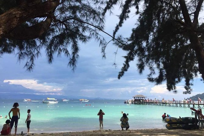 Island Hopping - Transfers, meeting point, and the small-group advantage (max 12)