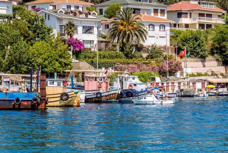 Istanbul Prince Island Cruise with Lunch & Free Time - From Cibaliport to the islands: what the schedule feels like