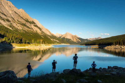 Jasper: Maligne Valley Wildlife & Spirit Island Cruise - Maligne Lake Road and Medicine Lake: the “disappearing” story in real life