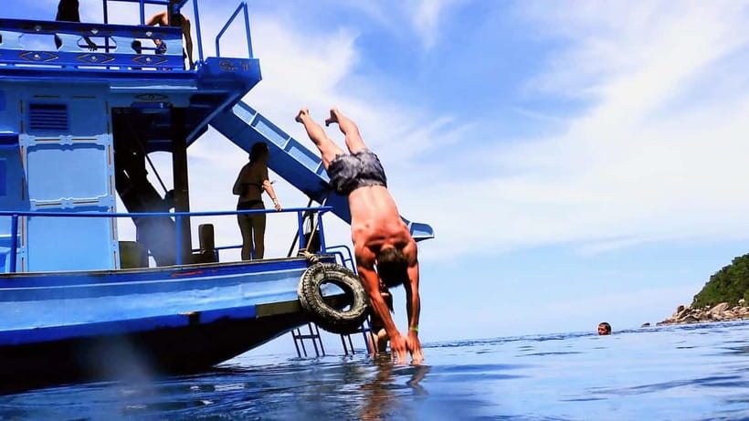 Koh Tao: Underwater Gems, Island Hopping & Snorkel Adventure - Safety briefing and the ride out: simple, practical, and family-friendly