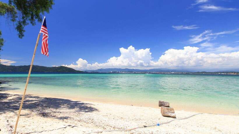 Kota Kinabalu: Snorkeling & Island Hopping Sapi & Manukan - Lunch and beach time: how the meal fits the pacing