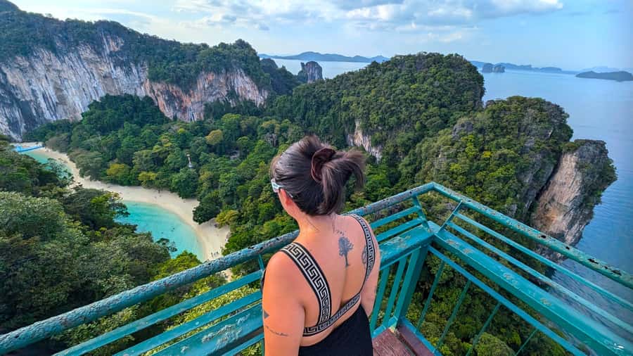Krabi: Island Hopping Tour by Private Longtail Boat - Private longtail boat: the value is control